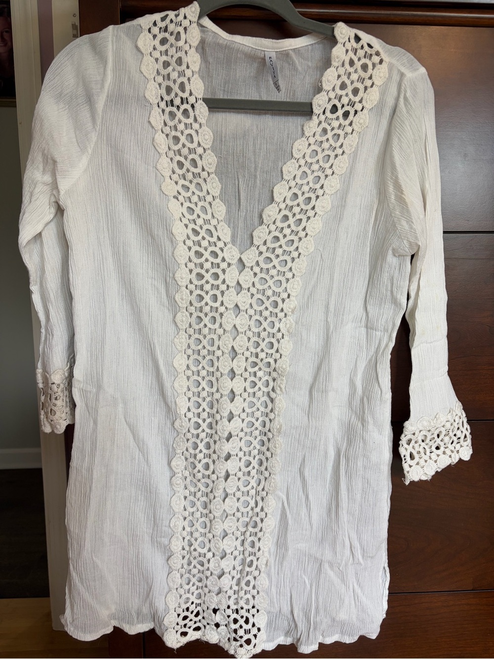 Raviya White Crochet-Trim V-Neck Tunic
